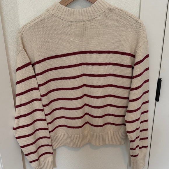 GAP Men's Cream and Red Striped Crewneck Sweater - Picture 2 of 4
